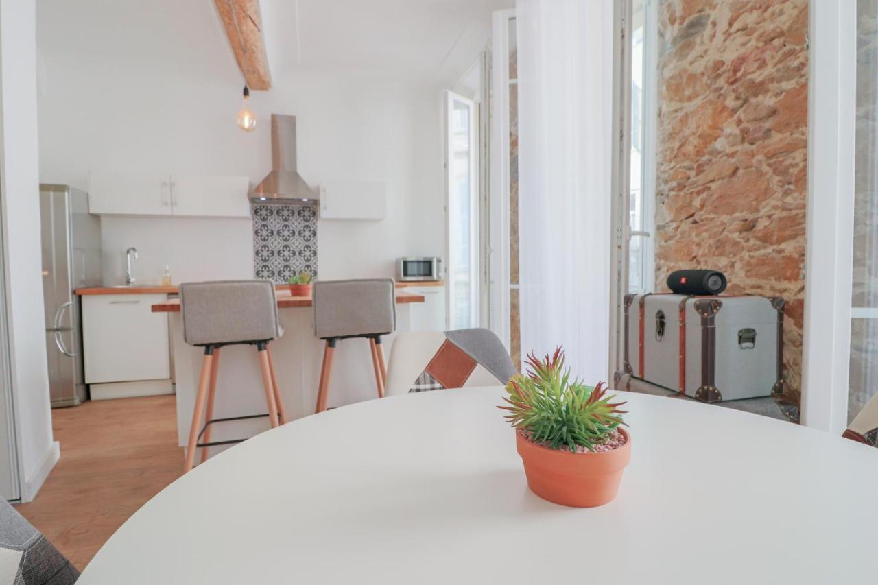 Stylish Apartment In The Old Town, With Ac. Antibes Exteriör bild